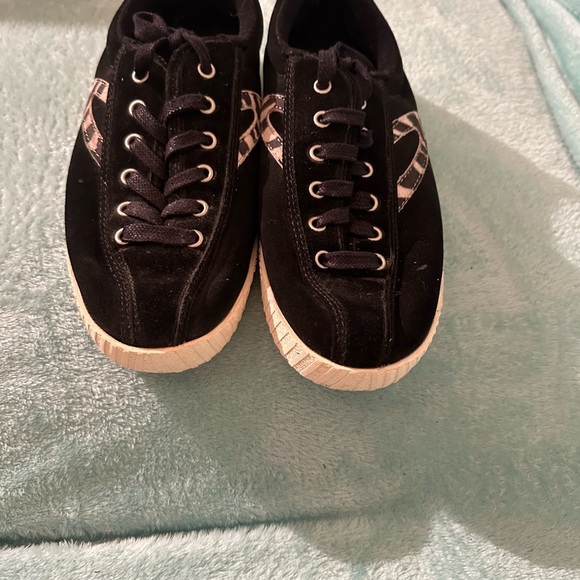 Tretorn Black suede Sneakers with leopard detail - Picture 4 of 12